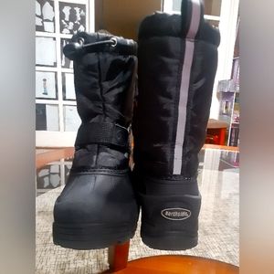 Kids Northside snow boots, size 1